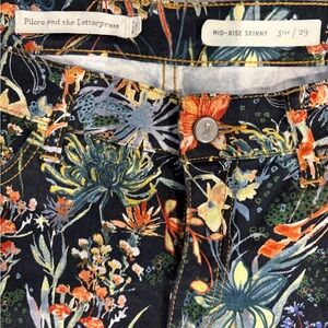 Pilcro and the Letterpress Floral Mid-Rise Skinny Jeans - Black and Orange